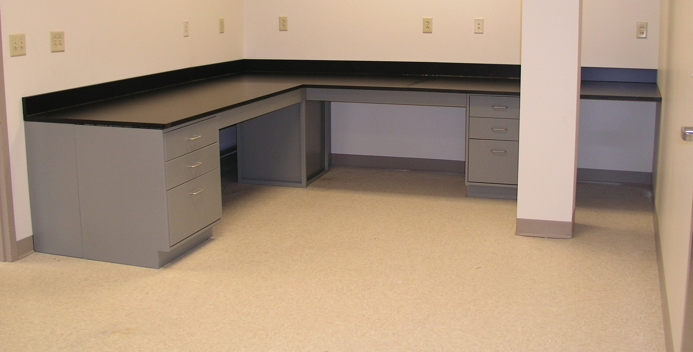 sitting_height_lab_cabinets
